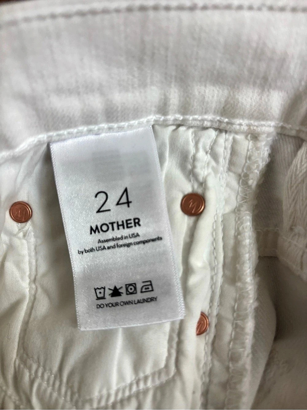 MOTHER Weekender Fray White Flare Jeans Waist 24 - Picture 9 of 10
